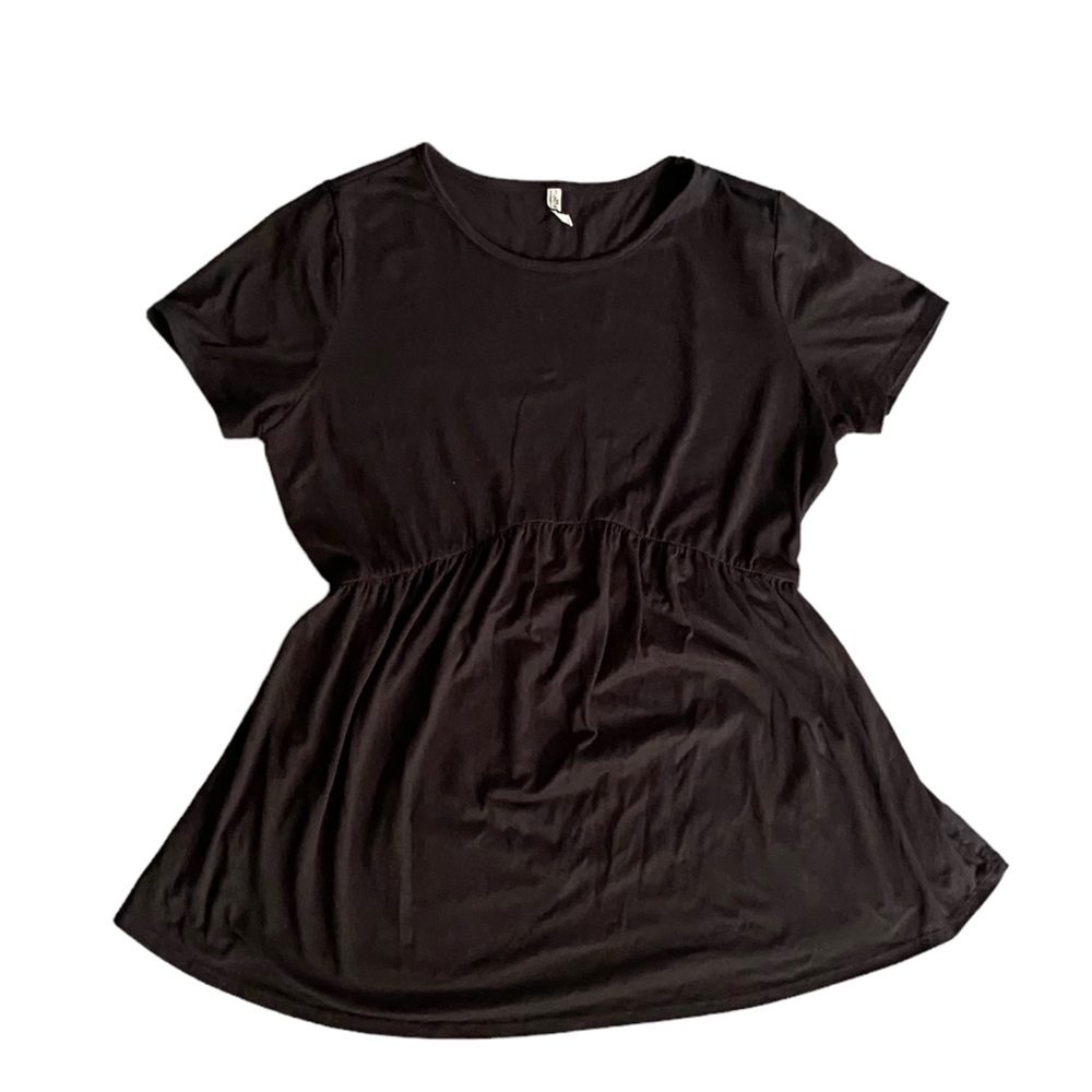 {Mother Bee} Maternity short Sleeve crew neck Top